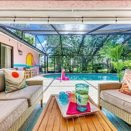 Tropical Pool Home W/ Outdoor Tv & Living Space!